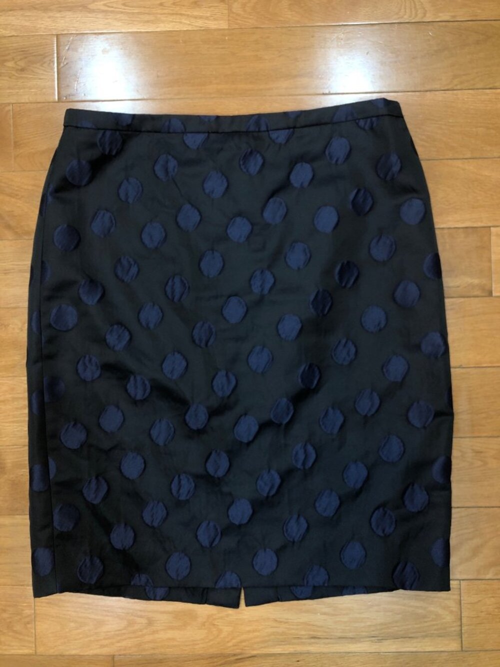 J Crew The Pencil Skirt Navy Embossed Polka Dot Size 8 Classic Preppy Office